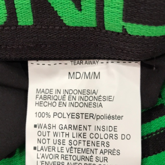 Men’s Under Armour Shorts - Picture 7 of 7